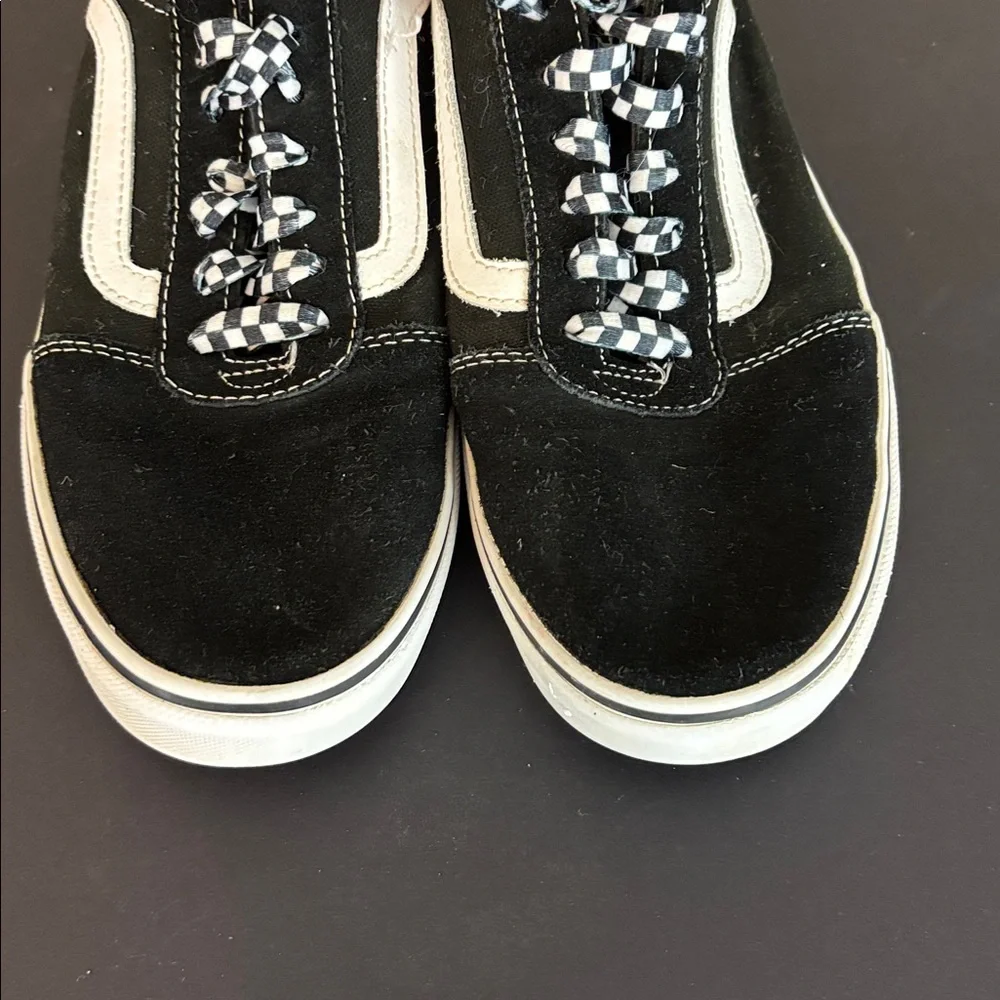 Vans Old Skool Canvas and Suede Sneaker Size M 8 Checkerboard Laces